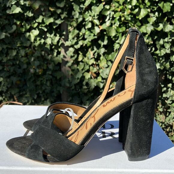 Sam‎ Edelman Yancy Black Suede Block Heel Sandal 10 - Picture 1 of 5